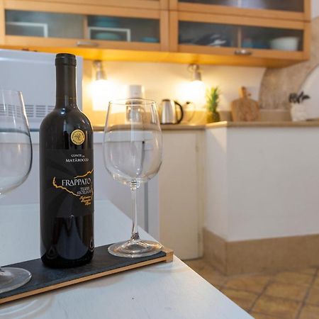 Marco'S House - Apartment Ortigia Wifi Сиракуза Екстериор снимка