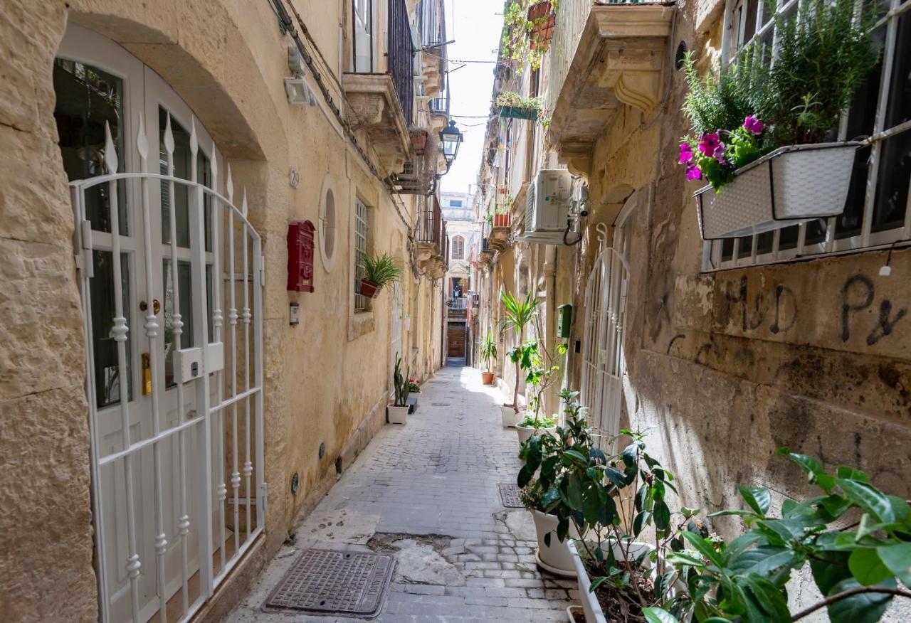 Marco'S House - Apartment Ortigia Wifi Сиракуза Екстериор снимка
