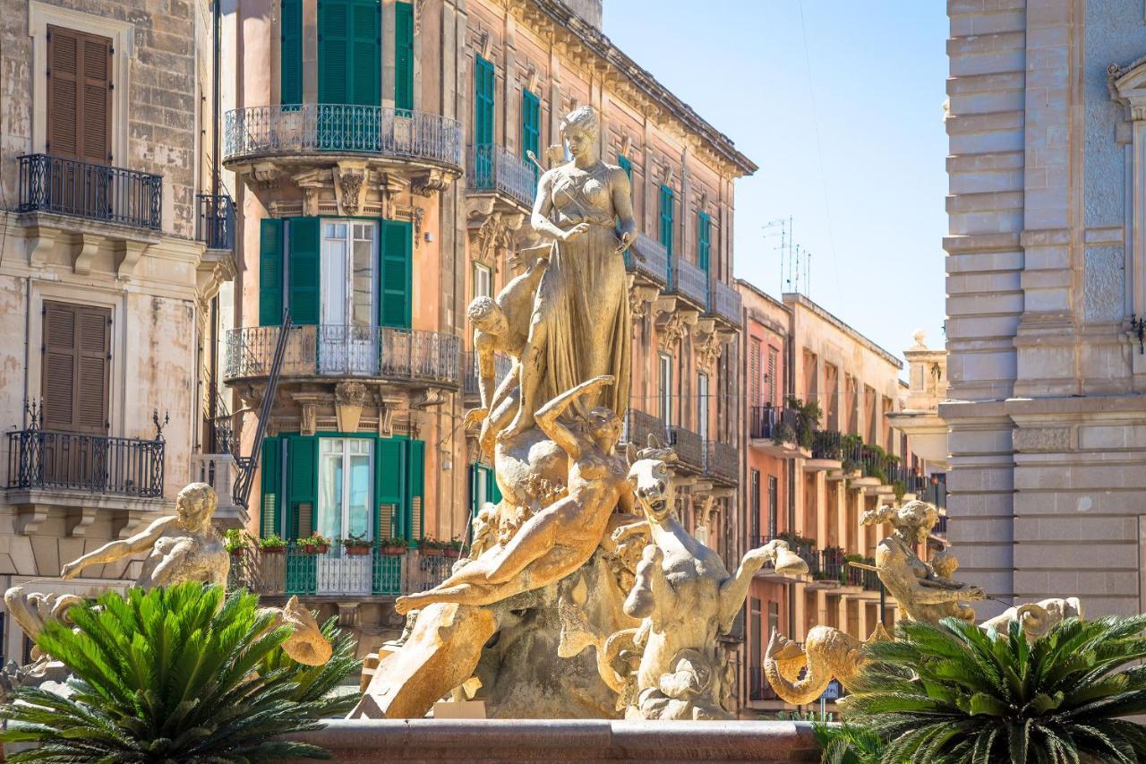 Marco'S House - Apartment Ortigia Wifi Сиракуза Екстериор снимка